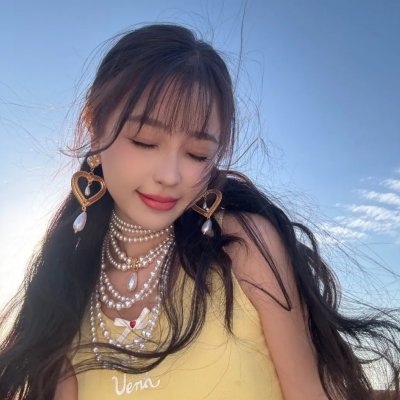 坐在门口的幽灵